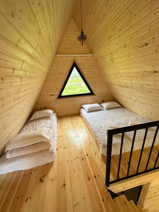 Thomas' Hut Apartment Казбеги Екстериор снимка
