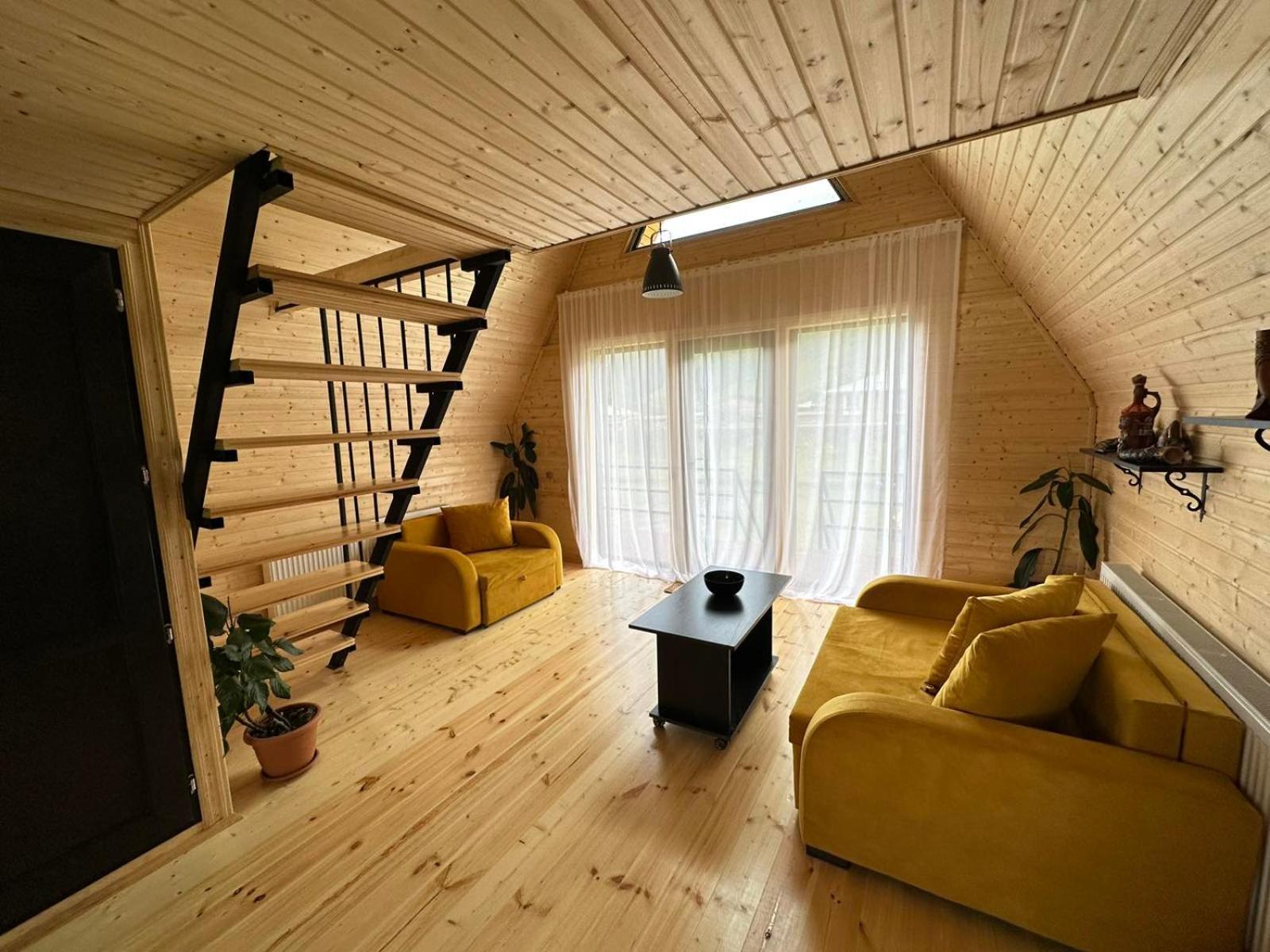 Thomas' Hut Apartment Казбеги Екстериор снимка